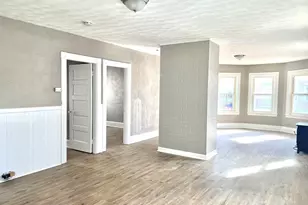 155 Whitman St, New Bedford, MA 02745 - Photo 2