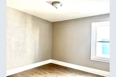 155 Whitman Street #1, New Bedford, MA 02745 - Photo 4