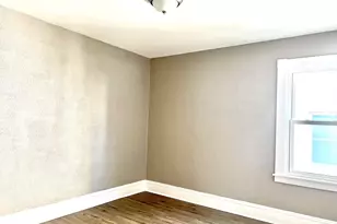 155 Whitman St, New Bedford, MA 02745 - Photo 4