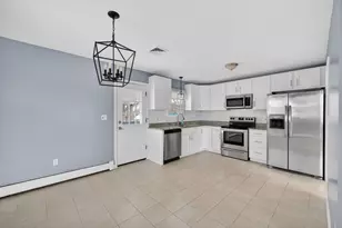 25 Morton St, Fairhaven, MA 02719 - Photo 14