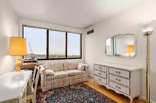 250 Hammond Pond Pkwy, Newton, MA 02467 - Photo 22