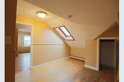 889 Pine #3, Fall River, MA 02720 - Photo 6