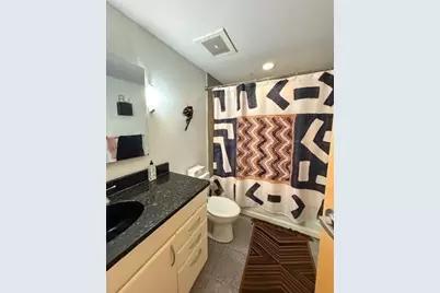 111 Beach St #2B, Boston, MA 02111 - Photo 8