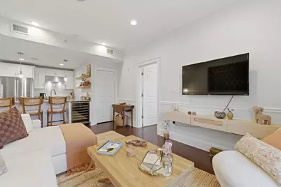 616 E 4th St #304, Boston, MA 02127 - Photo 14