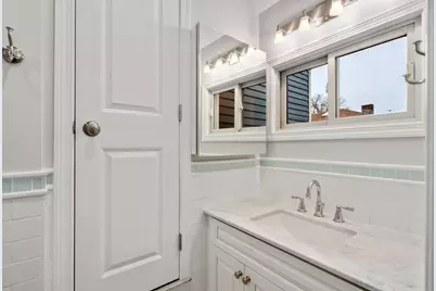 10 Chester St #7, Cambridge, MA 02140 - Photo 16