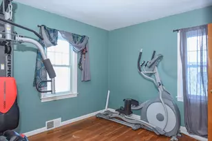 35 Beverly Ave, Uxbridge, MA 01569 - Photo 12