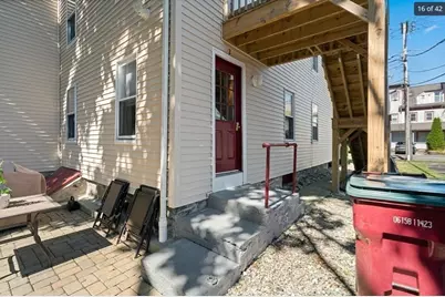 2 Clifford St, Middleborough, MA 02346 - Photo 6