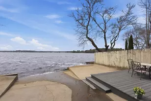 16 Norfolk St, Lakeville, MA 02347 - Photo 4