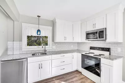 16 County St, Foxboro, MA 02035 - Photo 8