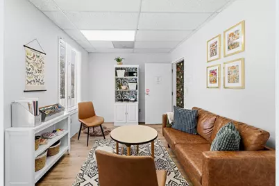 88 Faunce Corner Mall Rd #250, Dartmouth, MA 02747 - Photo 6