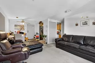 15 Longworth Ave, Brockton, MA 02301 - Photo 4