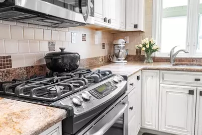 50 Stevens St, Revere, MA 02151 - Photo 10