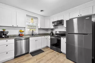 51 Ford St #A, Methuen, MA 01844 - Photo 2