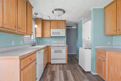 107 Knott Ave, Sandwich, MA 02563 - Photo 12