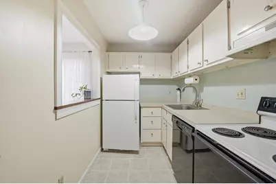 72 Barrett St. #312, Northampton, MA 01060 - Photo 8