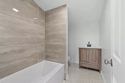 382 W Main St, Groton, MA 01450 - Photo 8