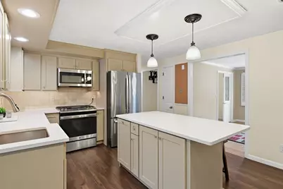 330 Merriweather Dr, Longmeadow, MA 01106 - Photo 6