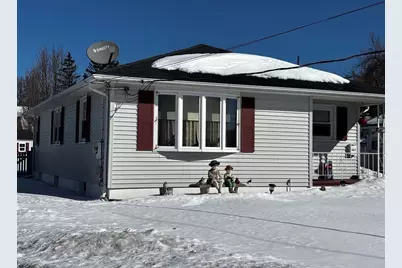 30 Catherine St, Chicopee, MA 01013 - Photo 4