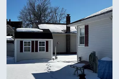 30 Catherine St, Chicopee, MA 01013 - Photo 12