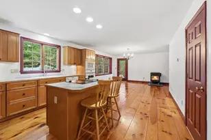 107 Henry St, Uxbridge, MA 01569 - Photo 10