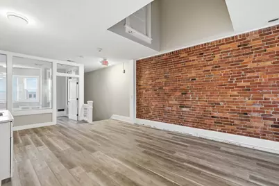 82.5 Maple St #7, Northampton, MA 01062 - Photo 4