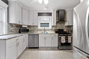 48 Clarendon Ave, Lynn, MA 01902 - Photo 10