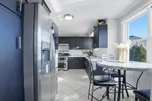 899 Ridge St, New Bedford, MA 02740 - Photo 8