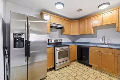 596 American Legion Hwy. #5, Boston, MA 02131 - Photo 2