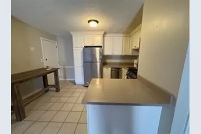 82 Boylston Lane #18, Lowell, MA 01852 - Photo 2