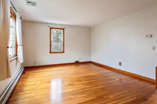 70 Ridge Rd, Marlborough, MA 01752 - Photo 6