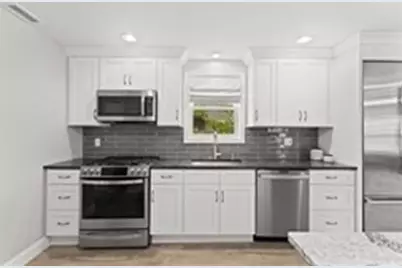 106 Circuit Ave, Wareham, MA 02571 - Photo 12