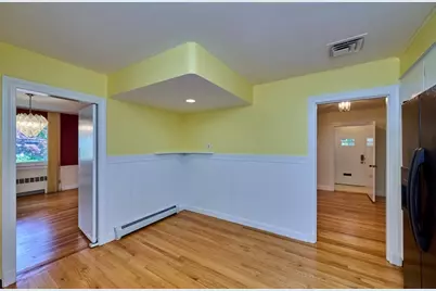 60 Brookline Street #60, Newton, MA 02467 - Photo 6