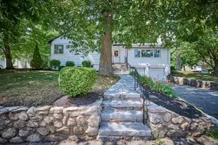 60 Brookline St, Newton, MA 02467 - Photo 4