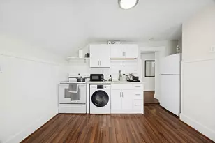 212 Spruce St, Leominster, MA 01453 - Photo 12