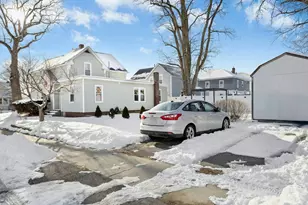 212 Spruce St, Leominster, MA 01453 - Photo 26