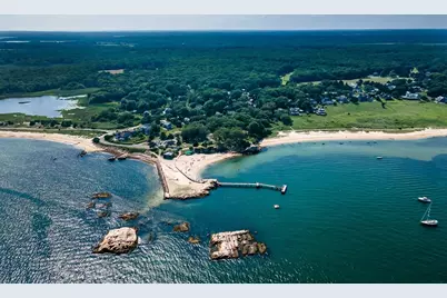 3 Nonquitt Ave, Dartmouth, MA 02748 - Photo 2