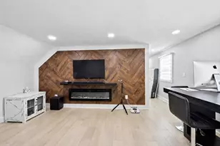 137 Westboro Rd, Grafton, MA 01536 - Photo 24