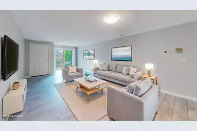 8 Ledgewood Way #10, Peabody, MA 01960 - Photo 2