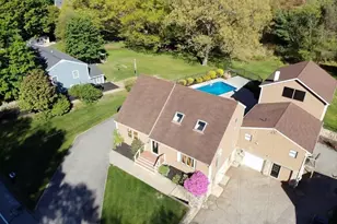 923 Main St, Northbridge, MA 01588 - Photo 2