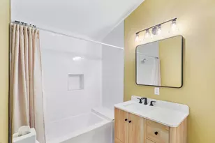 923 Main St, Northbridge, MA 01588 - Photo 16