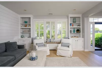 160 Uss Stayner #160, Hingham, MA 02043 - Photo 4