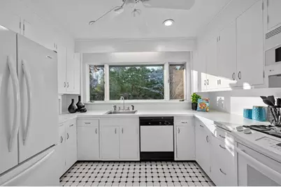 315 Puritan Road, Swampscott, MA 01907 - Photo 16