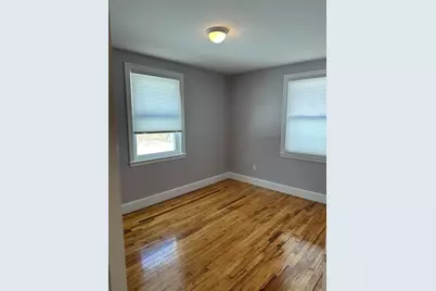 33 Paragon Rd, Boston, MA 02132 - Photo 8