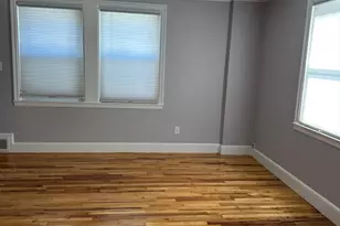 33 Paragon Rd, Boston, MA 02132 - Photo 6