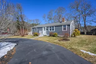 16 Hazelwood Rd, Dennis, MA 02660 - Photo 2