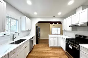 98 Safford St, Quincy, MA 02171 - Photo 2