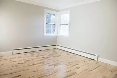 26 Leslie Ln, Millbury, MA 01527 - Photo 16