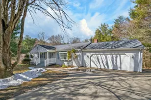 532 Hill St, Raynham, MA 02767 - Photo 2
