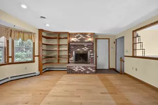 532 Hill St, Raynham, MA 02767 - Photo 12