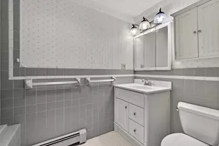 532 Hill St, Raynham, MA 02767 - Photo 24